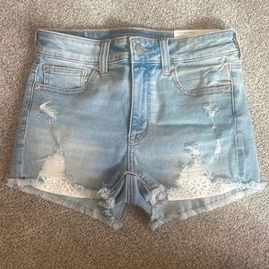 🛍️ NWT American Eagle High Rise Shortie Jean Shorts